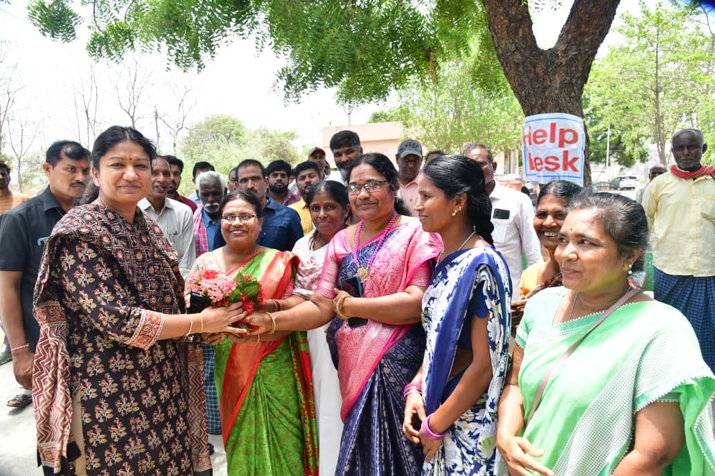 గ్రామసభలతో ప్రజా సమస్యలు పరిష్కారం  పచ్చదనం, పారిశుద్ధ్యం పై ప్రత్యేక దృష్టి సారించాలి 